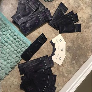 HUGE Monat sample lot! 30 samples!